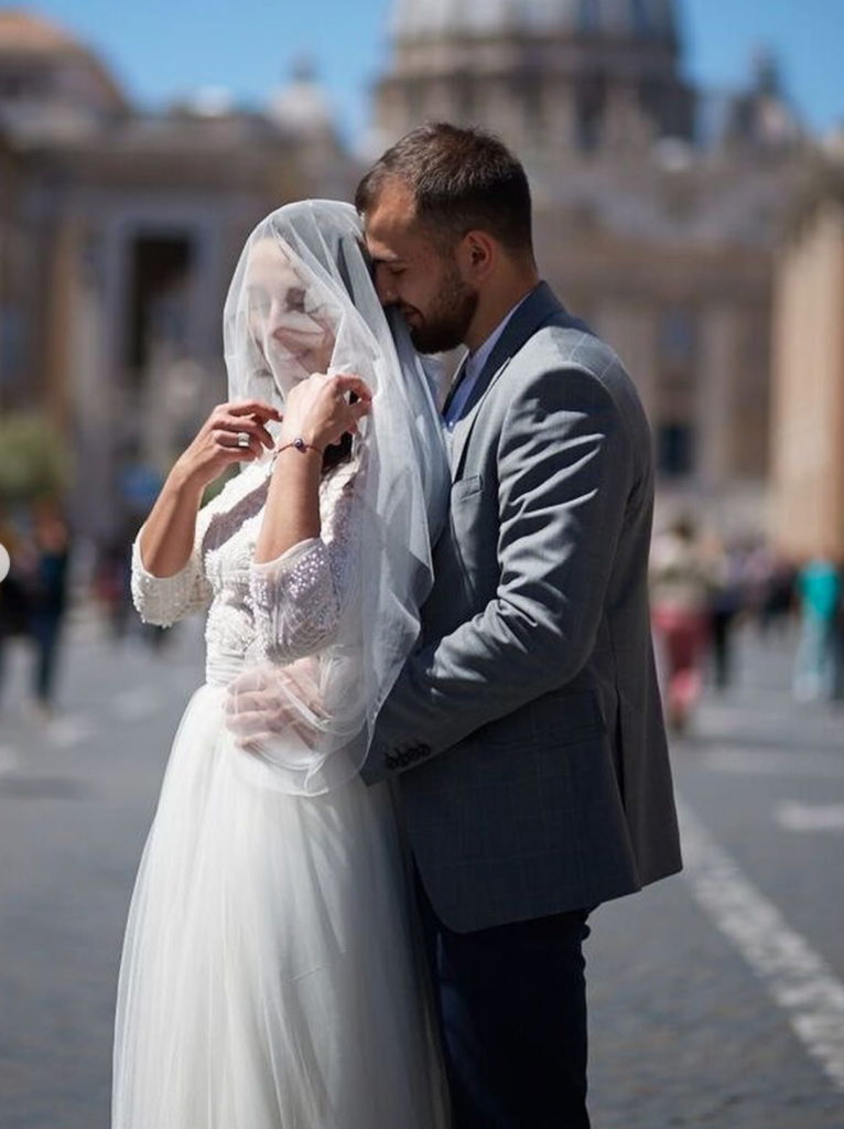 «Все еще впереди»: Джамала с мужем отмечают 3-летие свадьбы