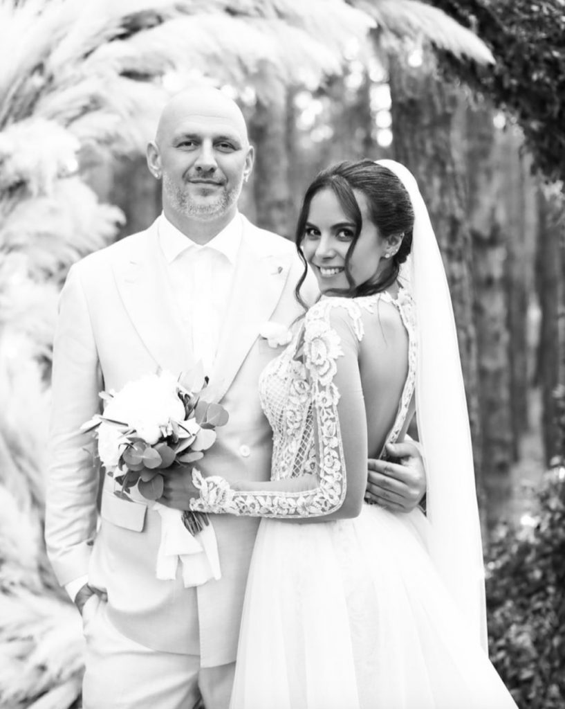 Потап и Настя отмечают первую годовщину: пересматриваем фото со свадьбы