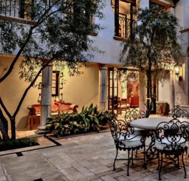 Сильвестер Сталлоне выставил на продажу свой роскошный особняк в Калифорнии
