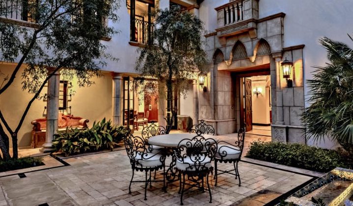 Сільвестр Сталлоне виставив на продаж свій маєток у Каліфорнії