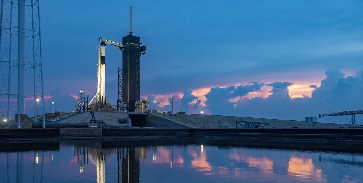 Відео дня: Ілон Маск запускає в космос ракету Falcon 9