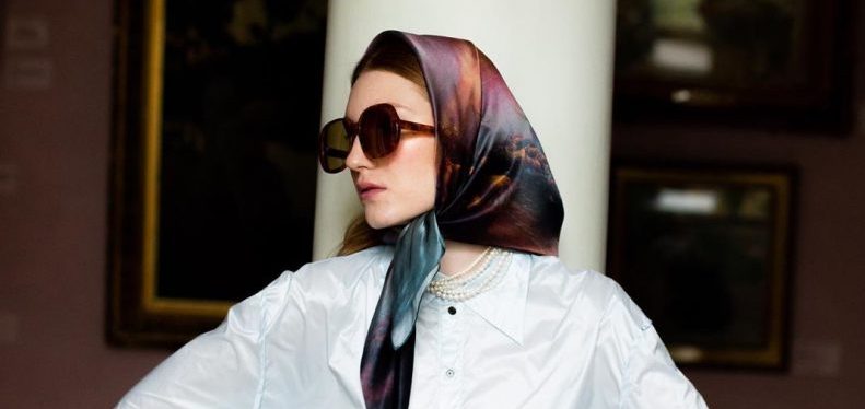 Украинский бренд Oliz выпустил шелковые платки-репродукции картин известных художников