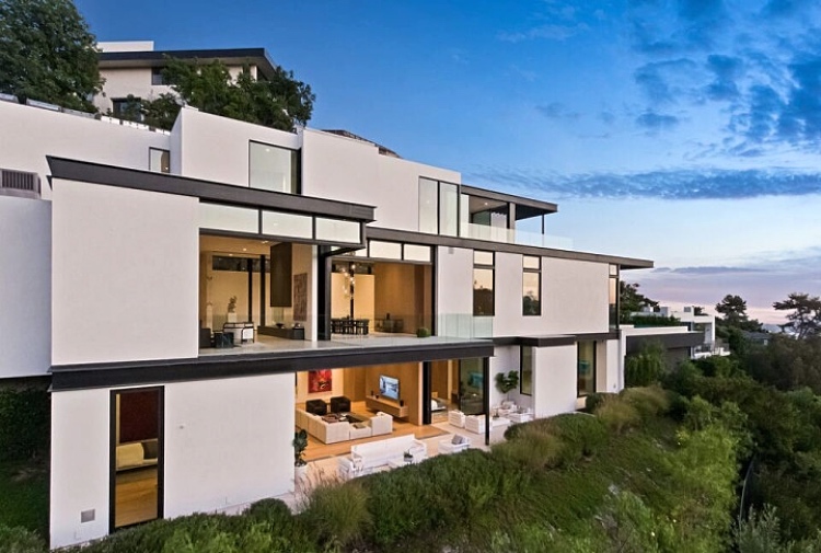 Роскошнее некуда: новый особняк Арианы Гранде за $13 миллионов