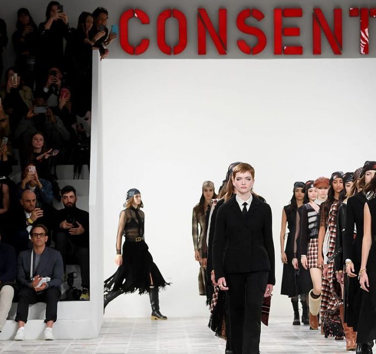 Dior возобновит модные показы уже в следующем месяце