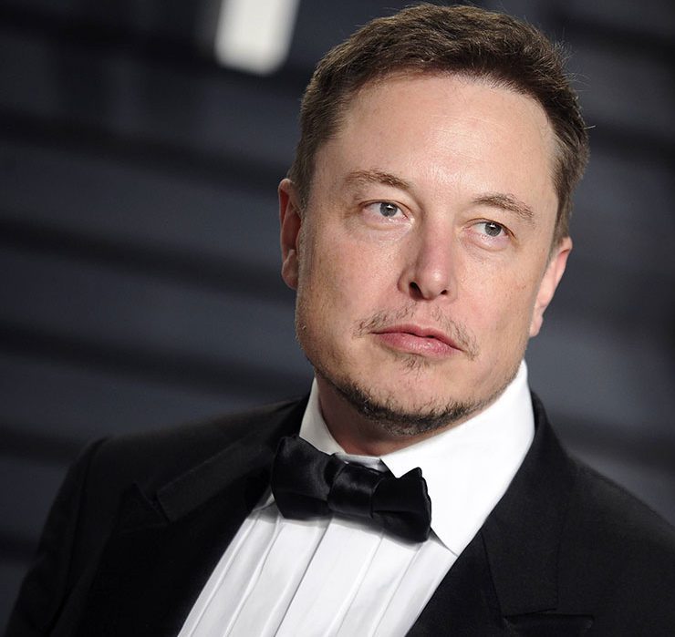 Илон Маск прислал в Украину партию терминалов StarLink