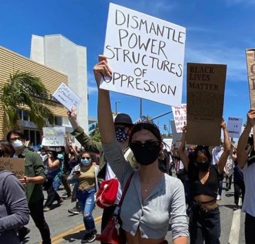 #BlackLivesMatter: у соцмережах підтримують протистувальників в США