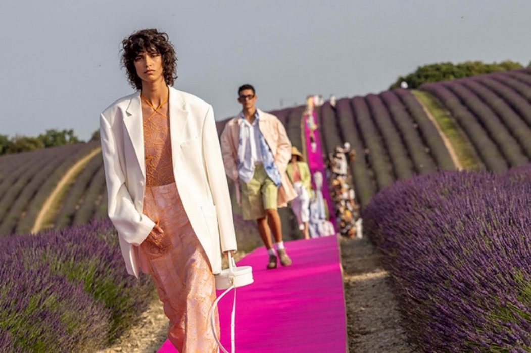 Крок до стійкості: Jacquemus об’єднають чоловічу і жіночу колекції в одному шоу