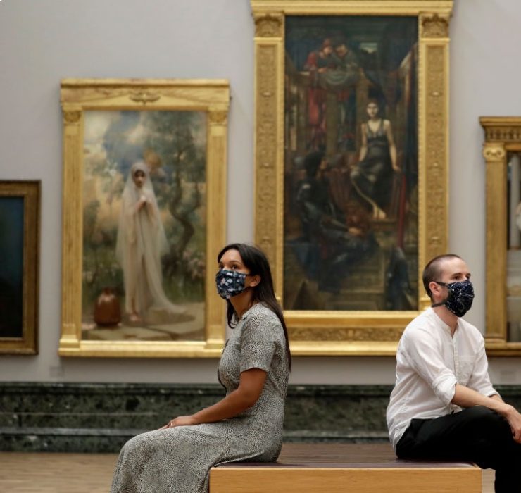 Первые кадры: лондонская галерея Tate Britain вновь открылась для посетителей