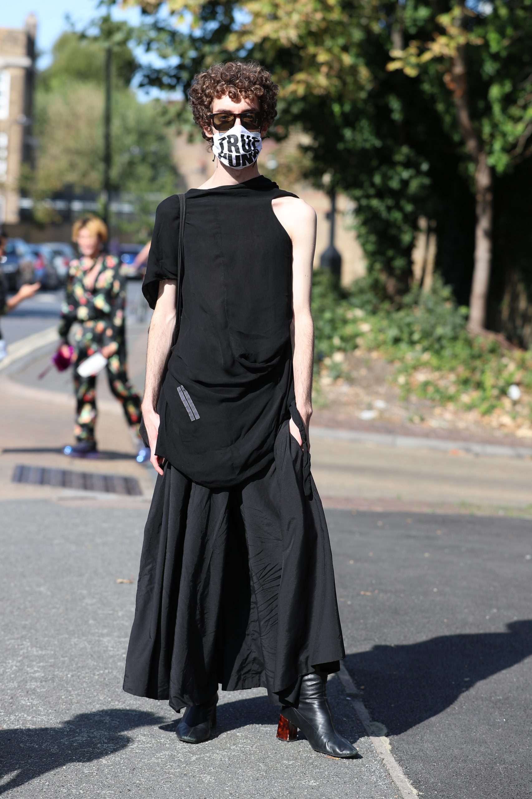 Street style хроника: что сейчас носят самые стильные девушки Лондона