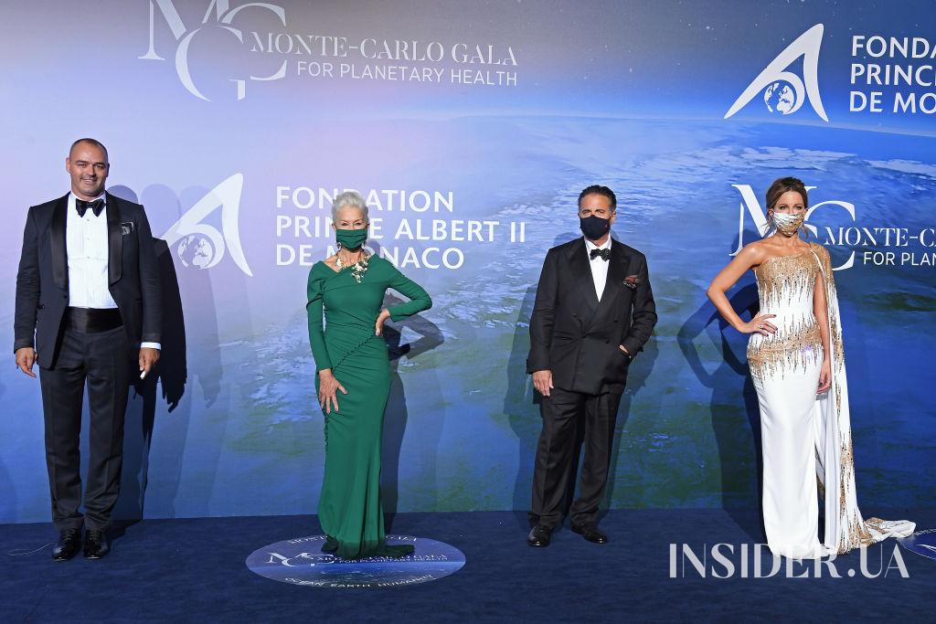 Джонни Депп, Алина Байкова, князь Альбер II и княгиня Шарлен на гала-вечере в Монте-Карло