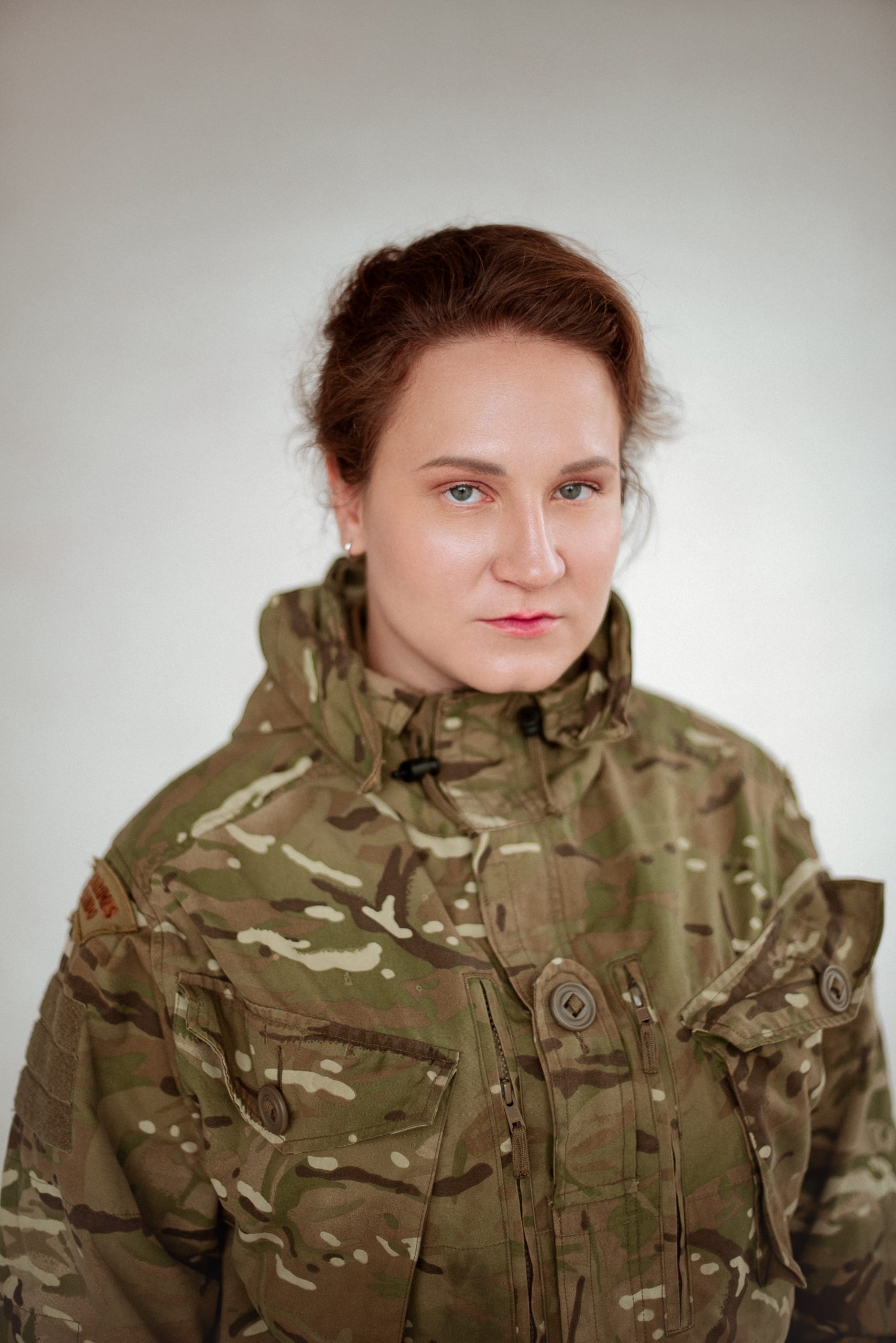 Нежные и мужественные: 12 защитниц Украины в социальном проекте «Женщина-воин в первую очередь Женщина»