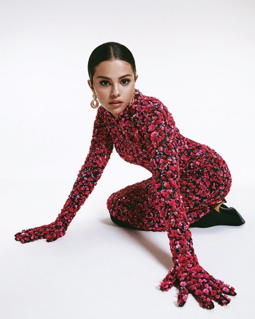 У шикарній формі: Селена Гомес знялася в ефектній фотосесії для fashion-книги Карін Ройтфельд