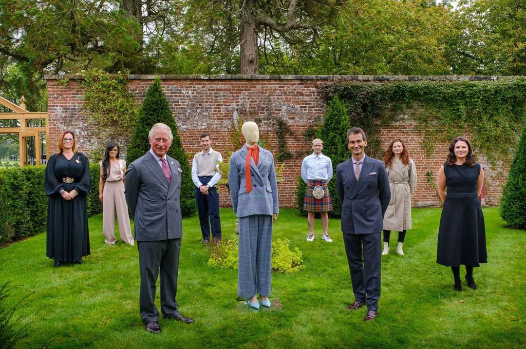 Принц Чарльз представил коллекцию экологичной одежды