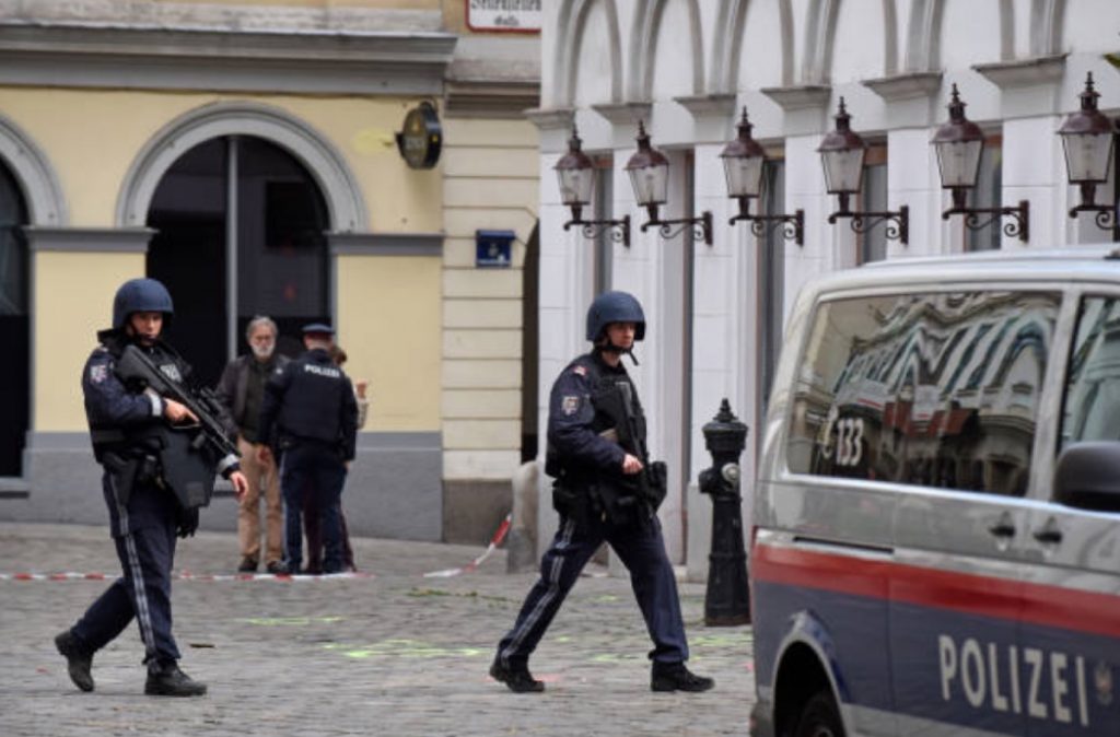 «Паніка, плач, дзвінки рідним»: теракт очима українок, які живуть у Відні