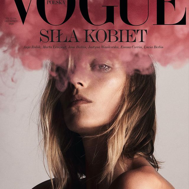 Выражая протест: обнаженная Аня Рубик на обложке польского Vogue<span class="badge-status" style="background:#ff0f46">Exclusive</span>&nbsp;