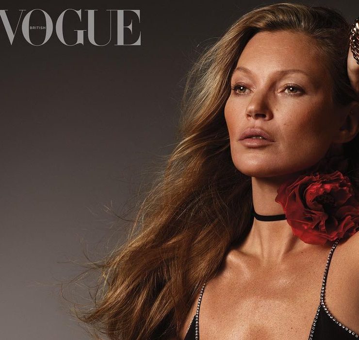 Спустя 28 лет после дебюта: Кейт Мосс украсила обложку британского Vogue