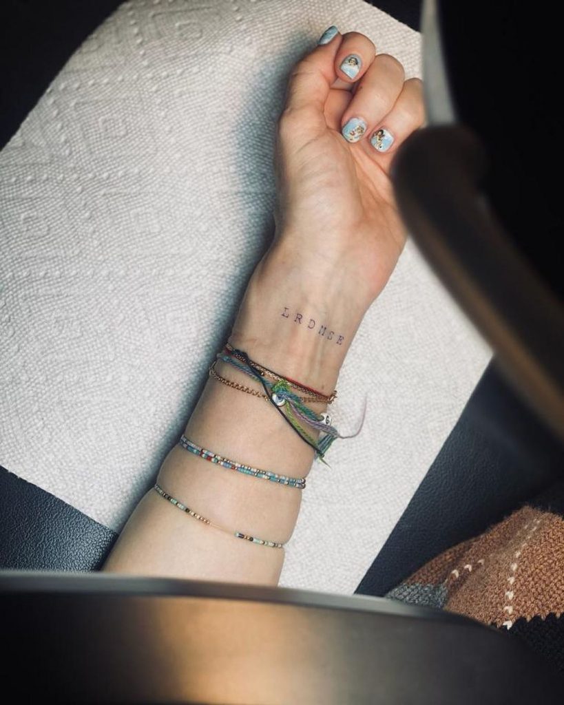 Мадонна зробила перше в житті татуювання: що воно означає?