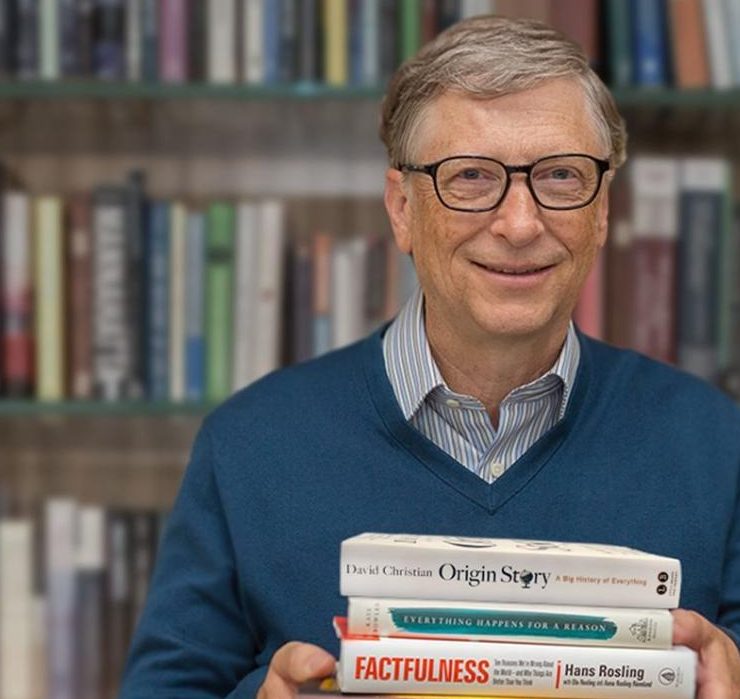 Для паршивого року: 5 книг, які Білл Гейтс радить прочитати до кінця 2020 року