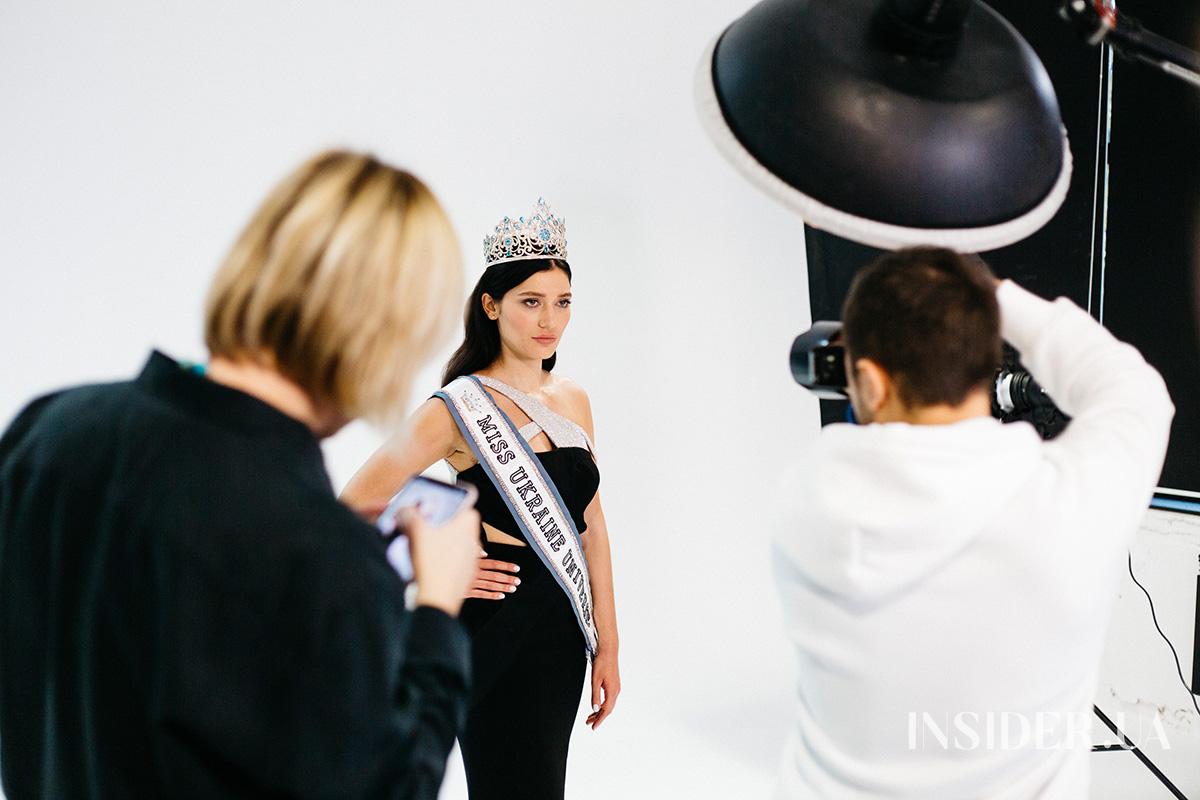 Бекстейдж: як BaByliss готували «Міс Україна Всесвіт» – 2020 до першої фотосесії<span class="badge-status" style="background:#ce1b1b">Exclusive</span> 