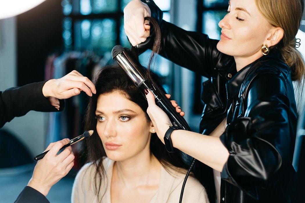 Бекстейдж: як BaByliss готували «Міс Україна Всесвіт» – 2020 до першої фотосесії<span class="badge-status" style="background:#ce1b1b">Exclusive</span> 