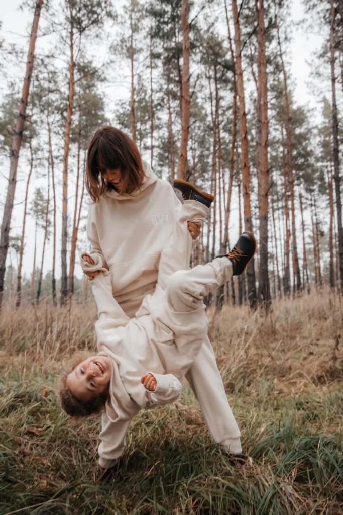 Любовь и связь поколений: бренд Poustovit впервые представил массовую детскую линейку