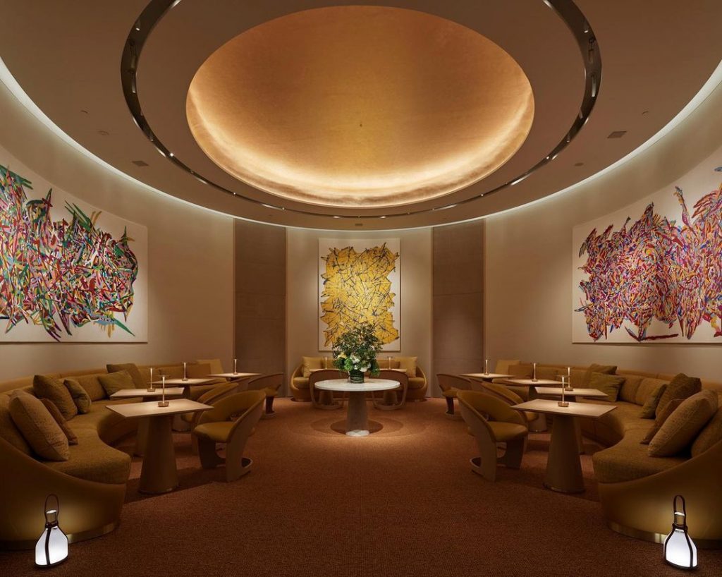 Louis Vuitton открыли кафе в Токио