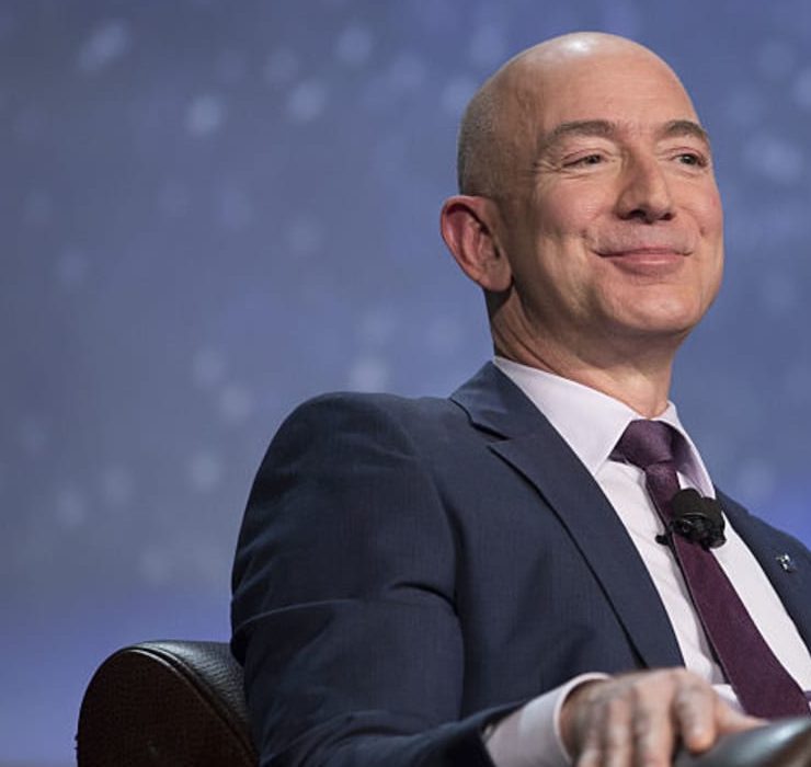 Джефф Безос йде з поста генерального директора Amazon
