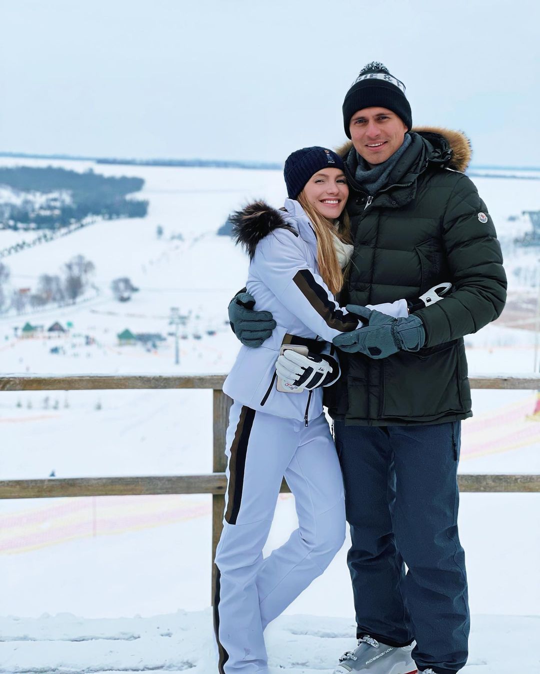 Семейный уик-энд: Елизавета Юрушева и Александр Скичко отдохнули на украинском горнолыжном курорте