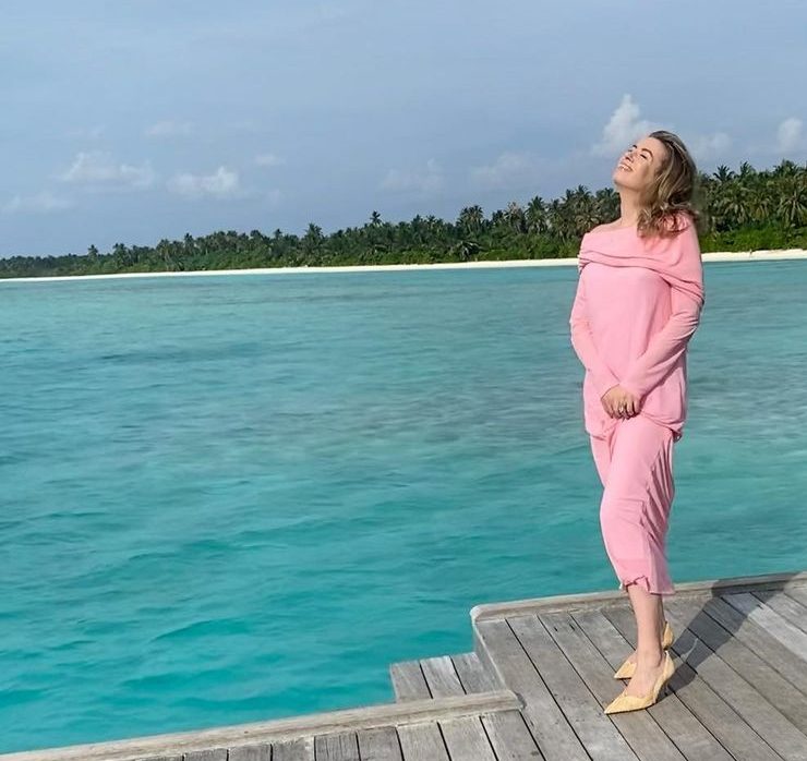 «Сама не вірю, але океан біля моїх ніг»: Олена Бурба відсвяткувала день народження на Мальдівах
