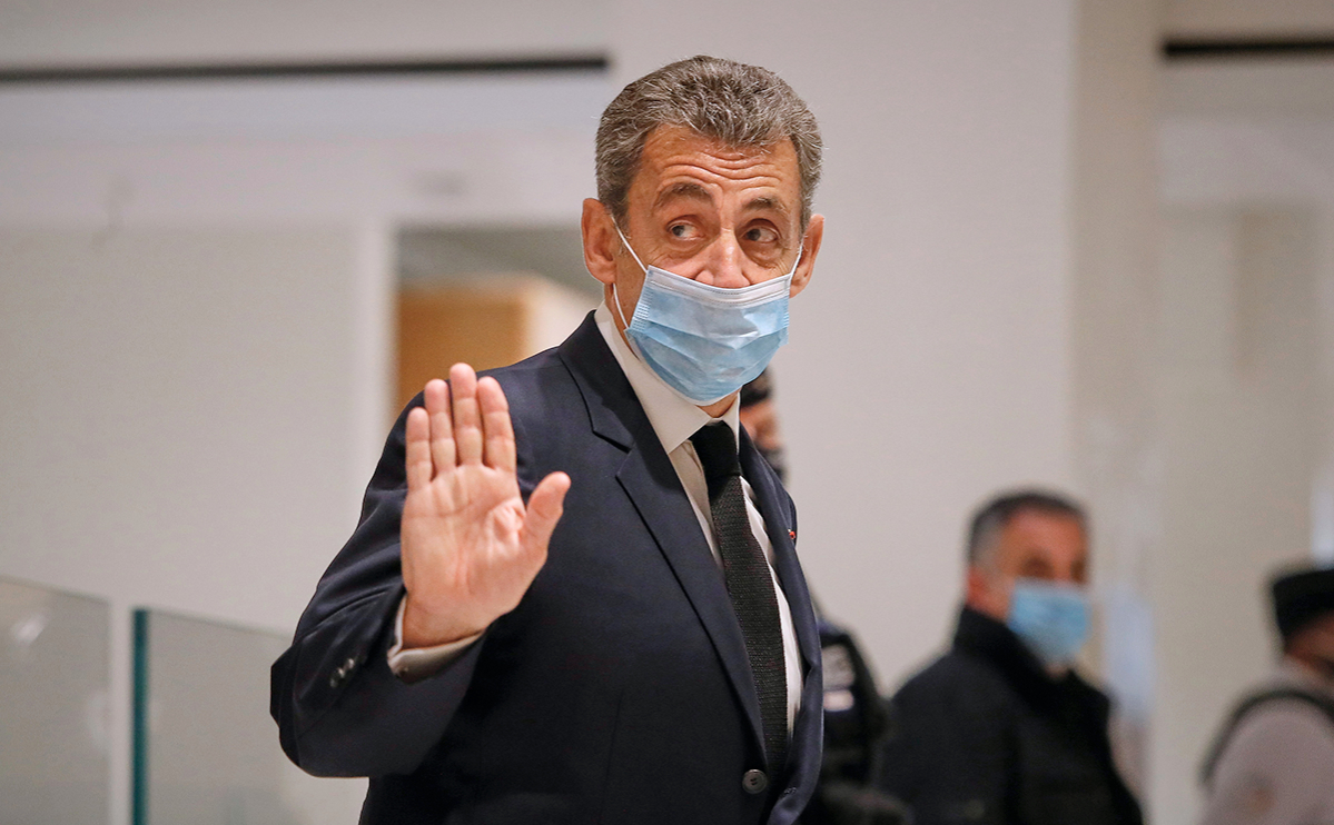 Бывший президент Франции Николя Саркози приговорен к тюремному сроку