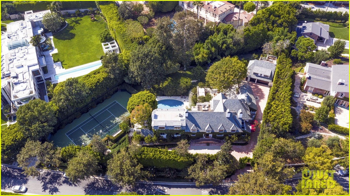Еллен Дедженерес продає свій будинок у Беверлі-Гіллз за $53,5 мільйона