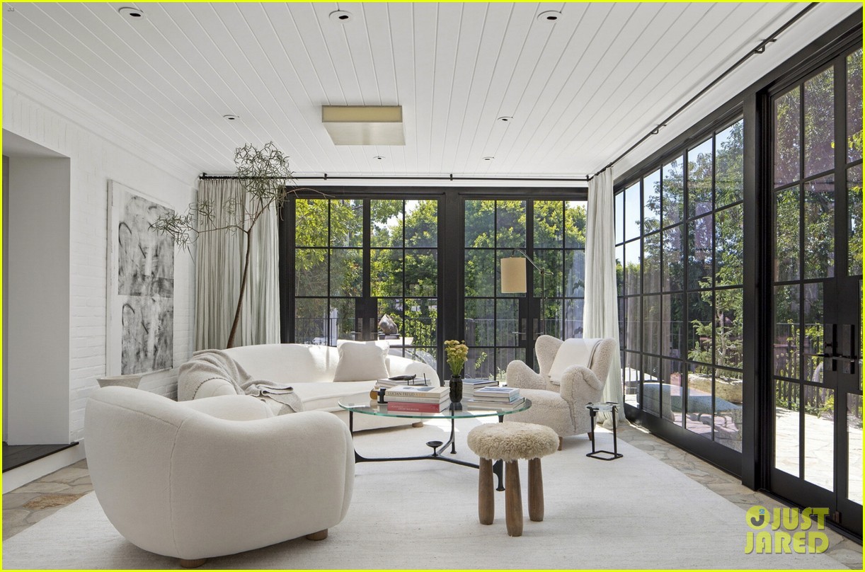 Еллен Дедженерес продає свій будинок у Беверлі-Гіллз за $53,5 мільйона