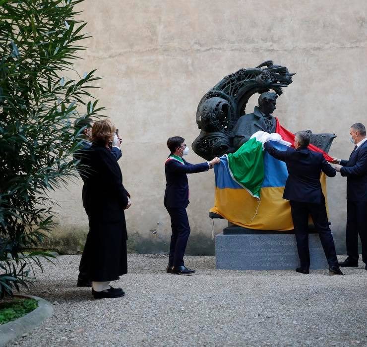 Во Флоренции открыли памятник Тарасу Шевченко