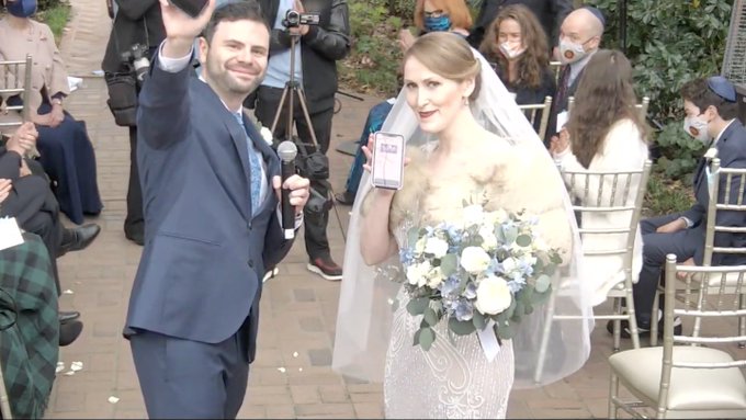 Токени замість обручок: у США пройшло перше в світі блокчейн-весілля