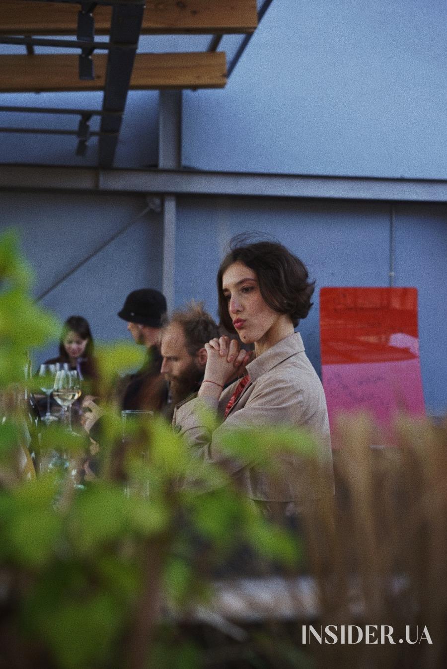 У Kooperativ відкрилася виставка Наташі Шульте за участю Сергія Жадана