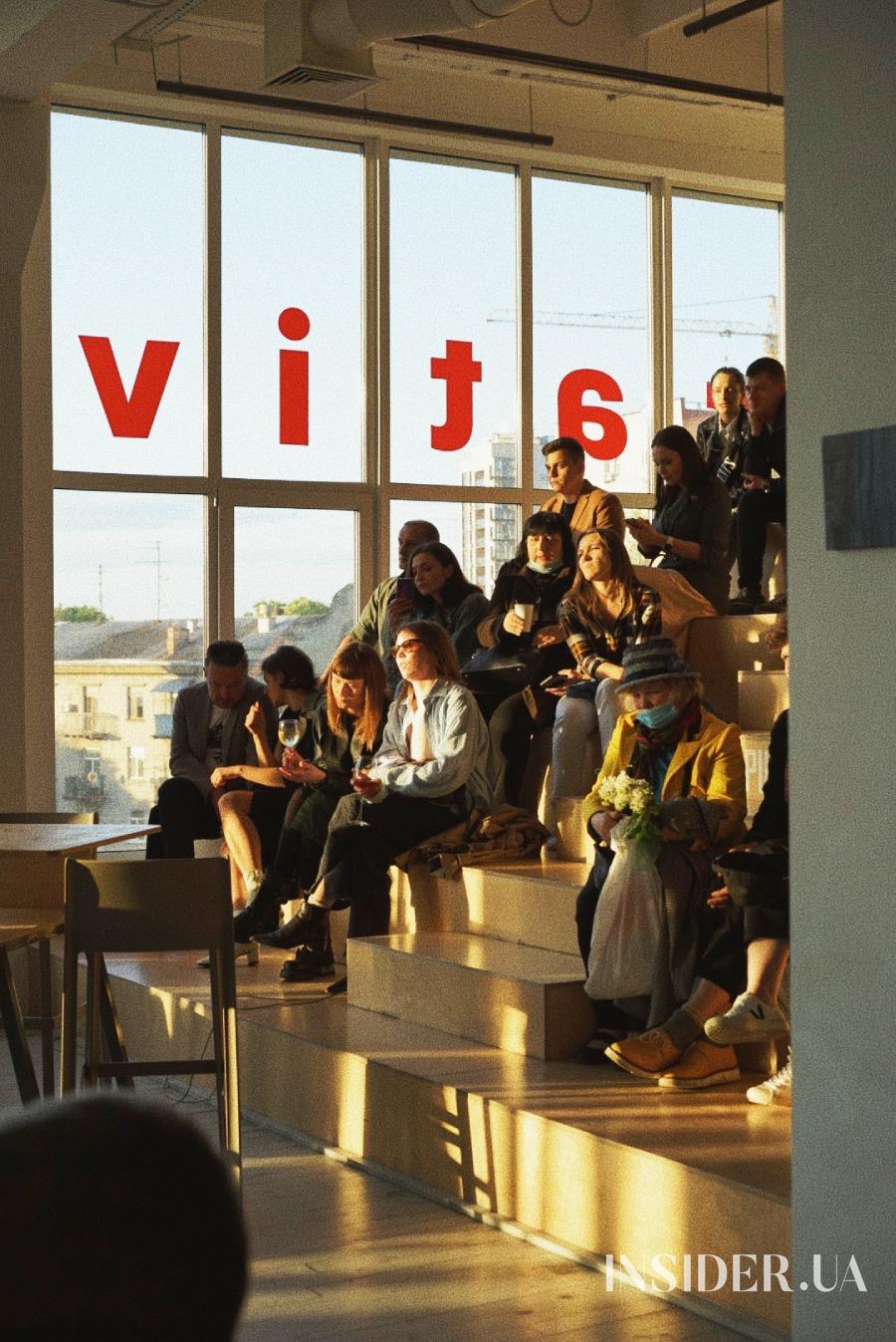 У Kooperativ відкрилася виставка Наташі Шульте за участю Сергія Жадана