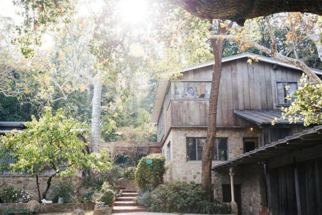 Ченнинг Татум купил сельский дом в Лос-Анджелесе: рассматриваем интерьер