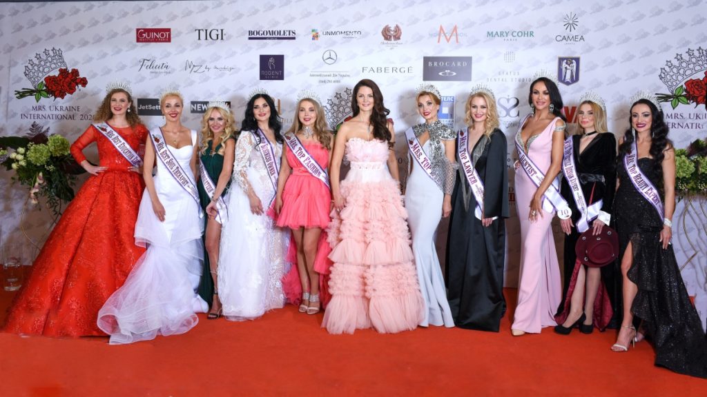 Оля Полякова станет хедлайнером конкурса Mrs. Ukraine International 2021