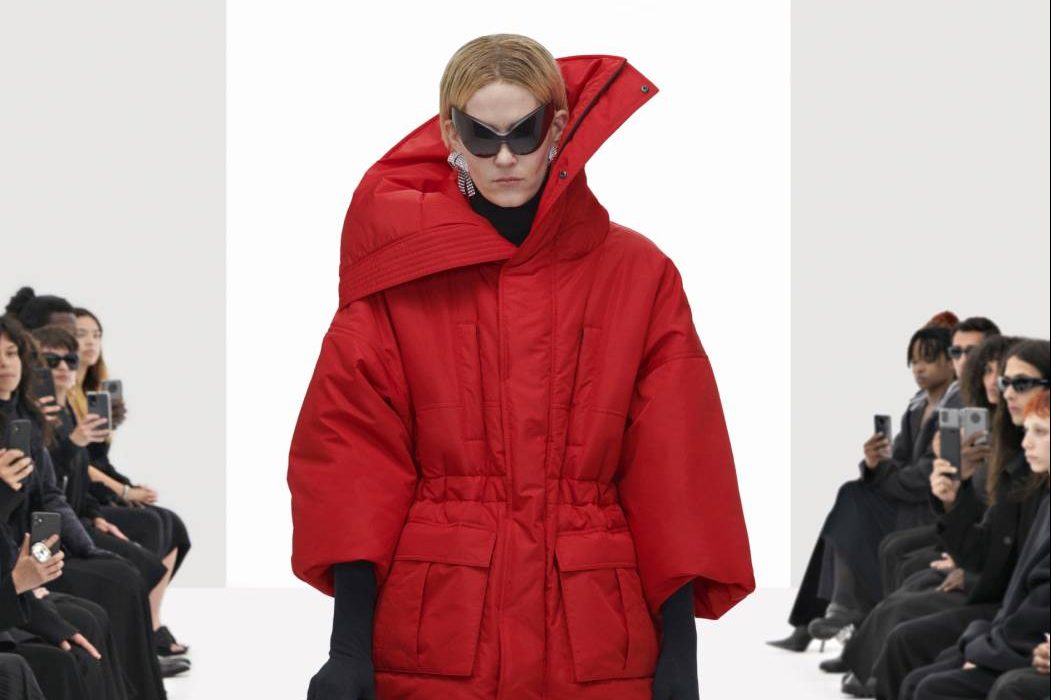 Клоны и подделки в показе Balenciaga SS’22