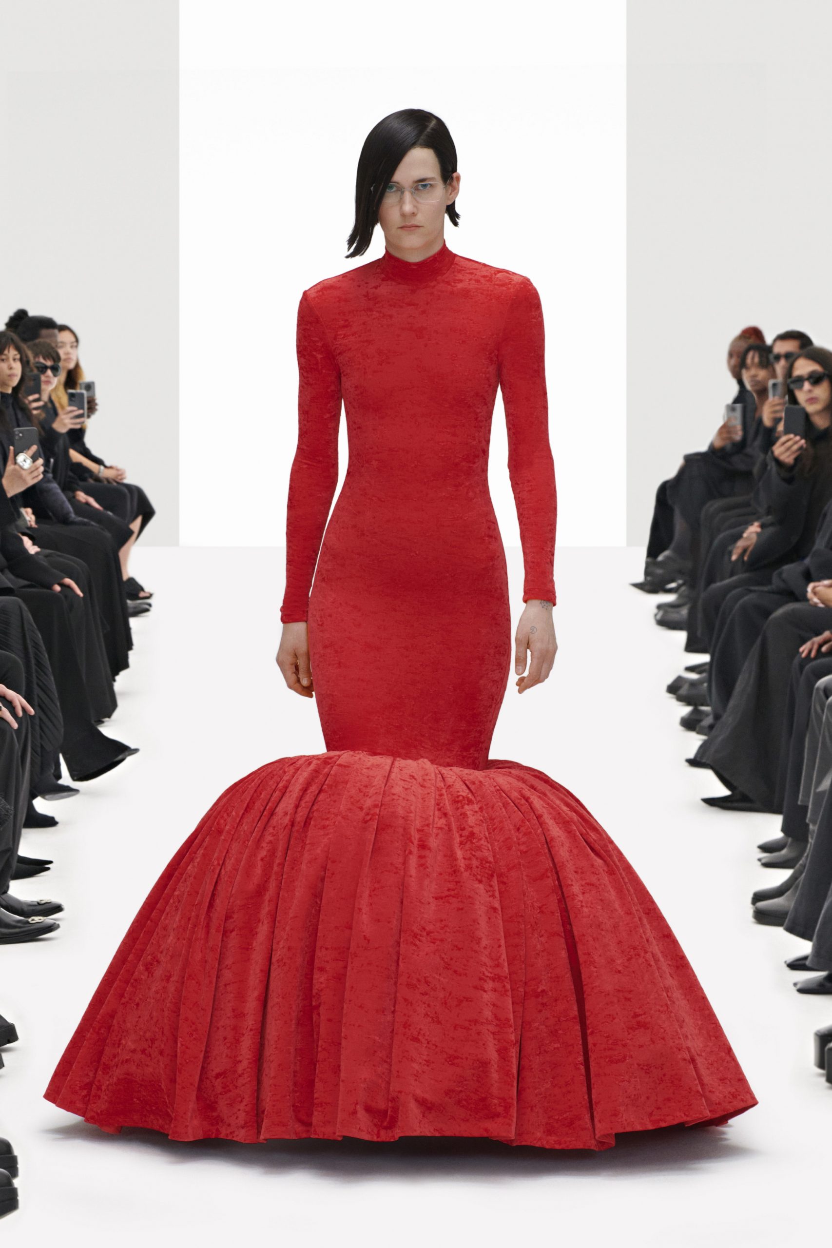 Клоны и подделки в показе Balenciaga SS’22