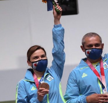 Олімпіада-2021: стрілки Олена Костевич і Олег Омельчук здобули «бронзу»