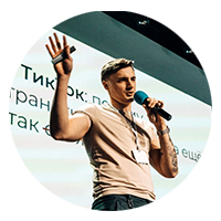 Будні зумерів: що лишається за кадром в акаунтах успішних TikTok-блогерів України