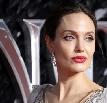 Анджелина Джоли зарегистрировалась в Instagram