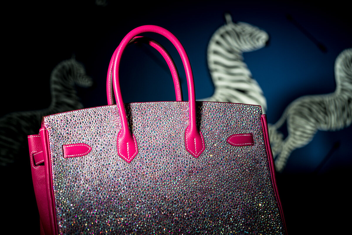 Пэрис Хилтон показала самую дорогую сумку в гардеробе – за $65 тыс