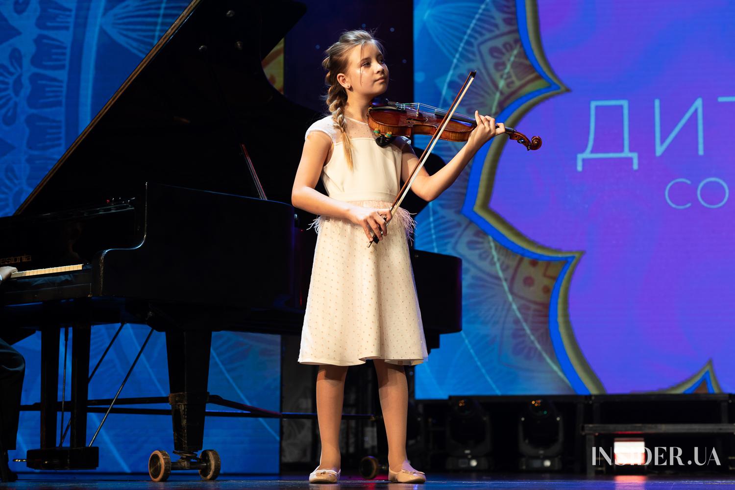 Звезды и юные таланты на одной сцене: благотворительный концерт «Дитя ЧЕ Concert» в Черкассах