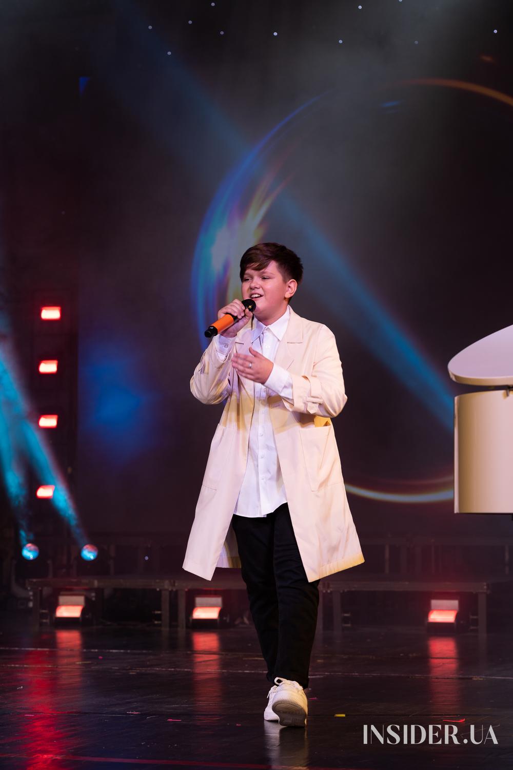 Звезды и юные таланты на одной сцене: благотворительный концерт «Дитя ЧЕ Concert» в Черкассах