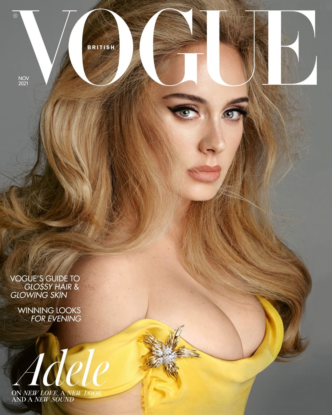 Яркий камбэк: Адель украсила обложку сразу двух журналов Vogue