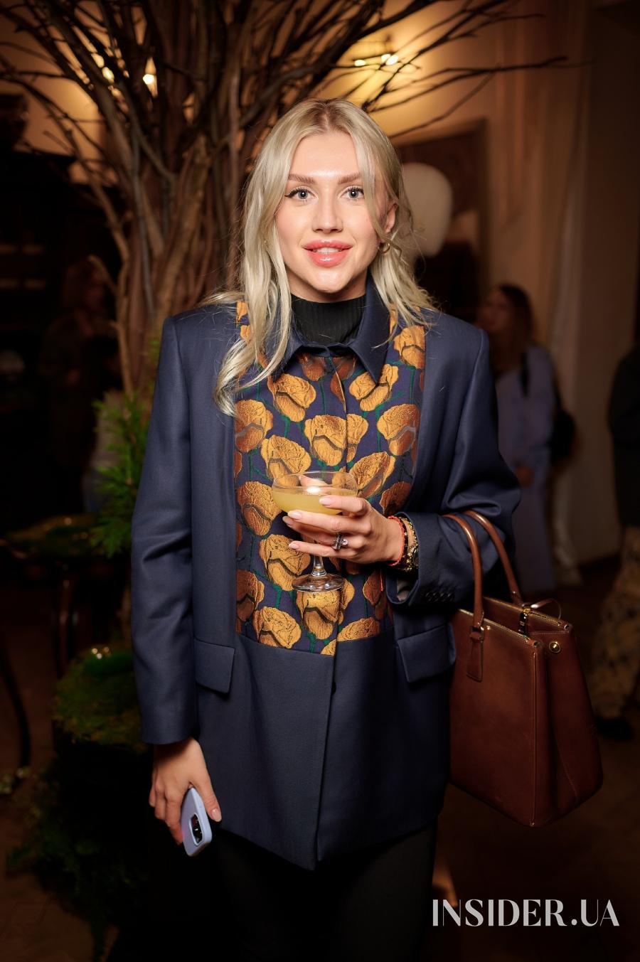 Презентация коллекции Lake Studio