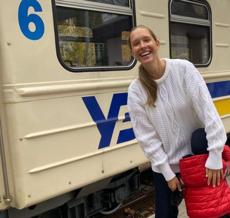 Железная дорога и море эмоций: Катя Осадчая показала, как провела выходной с сыном
