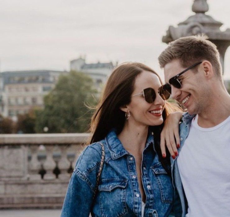 У місті закоханих: Володимир та Христина Остапчуки відпочивають у Парижі